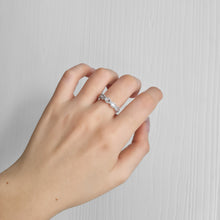 Load image into Gallery viewer, MACIE BAGUETTE AND ROUND DIAMOND RING