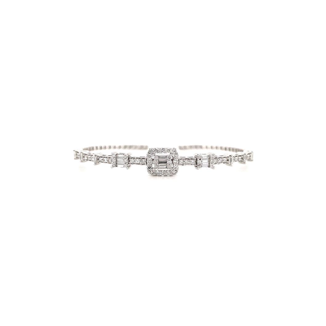 ALAIA BAGUETTE AND ROUND DIAMOND OPEN BANGLE WHITE GOLD