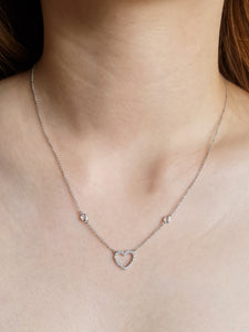 DODI WHITE SAPPHIRE DIAMOND HEART NECKLACE