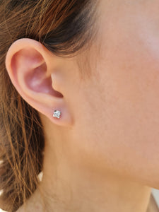 ISLA DIAMOND STUD EARRING