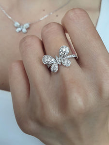 PAPILLON DIAMOND WHITE GOLD RING