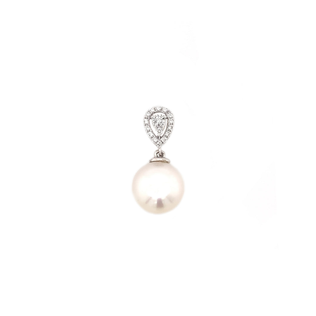 PHILA DIAMOND PEARL PENDANT